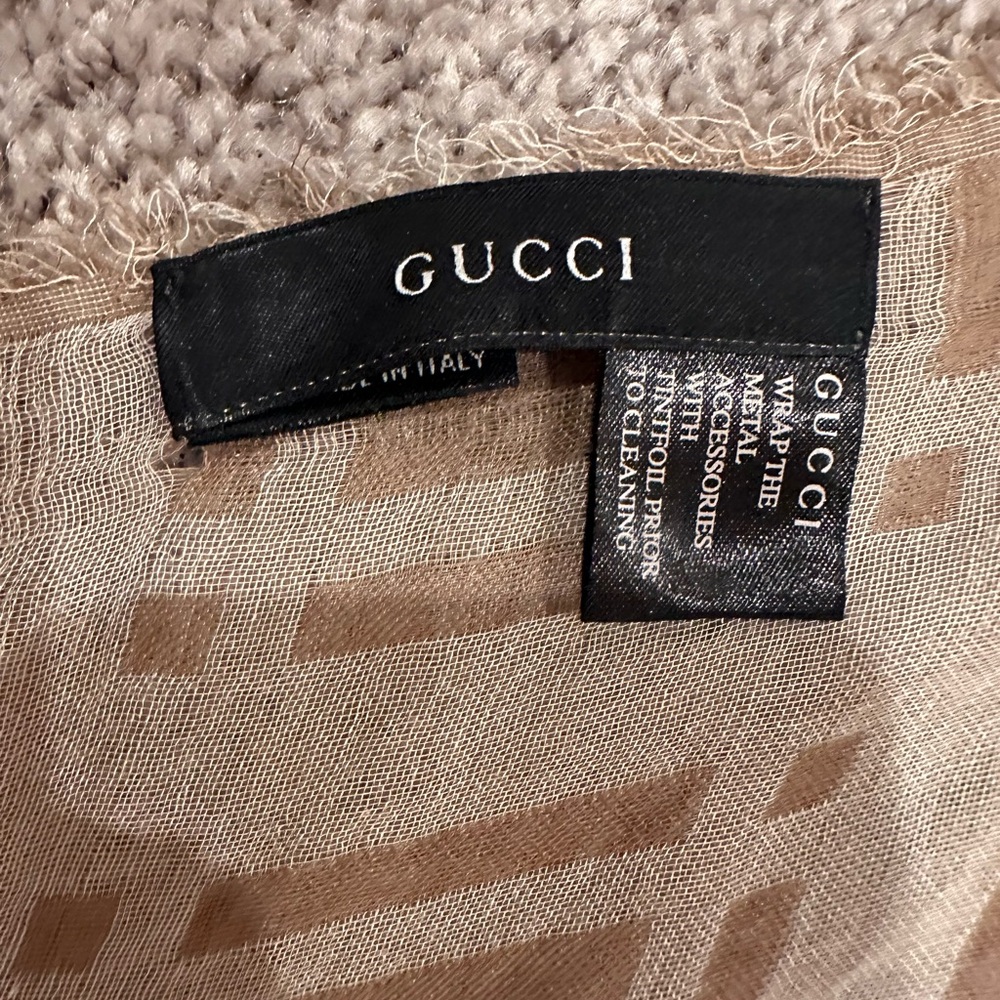 Gucci Elegant Brown Striped Scarf - Picture 3 of 7